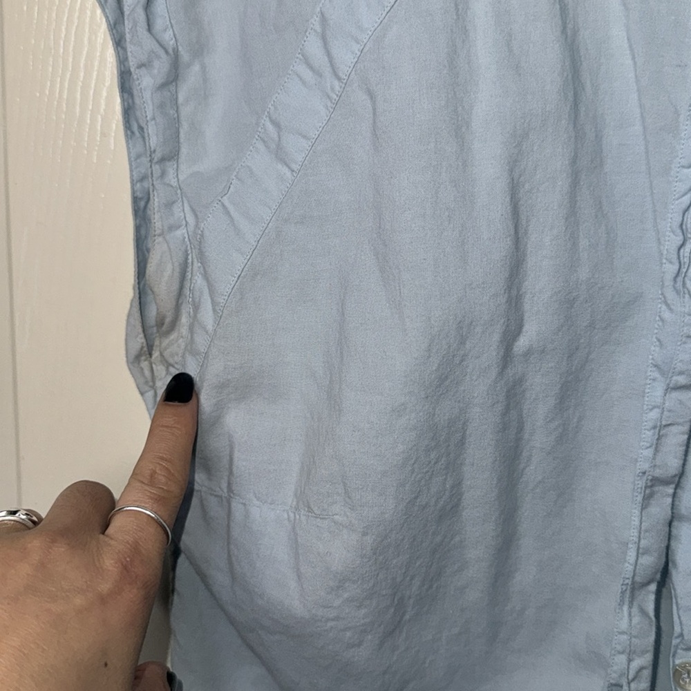 Pre loved Lacoste Button up Shirt - Picture 4 of 4
